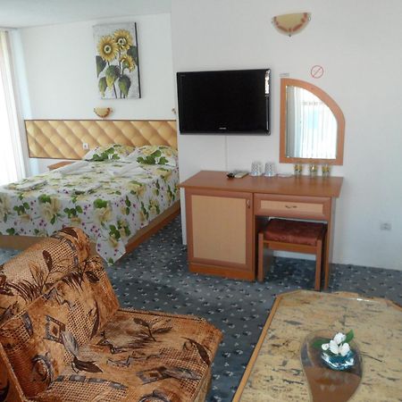Sianie Guest House Ravda Kültér fotó