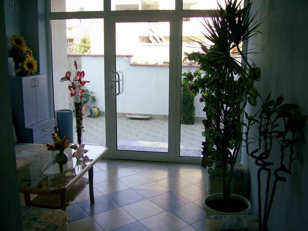 Sianie Guest House Ravda Kültér fotó