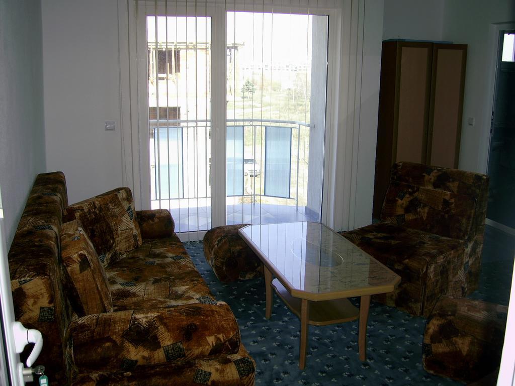 Sianie Guest House Ravda Kültér fotó