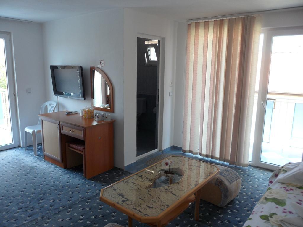Sianie Guest House Ravda Kültér fotó