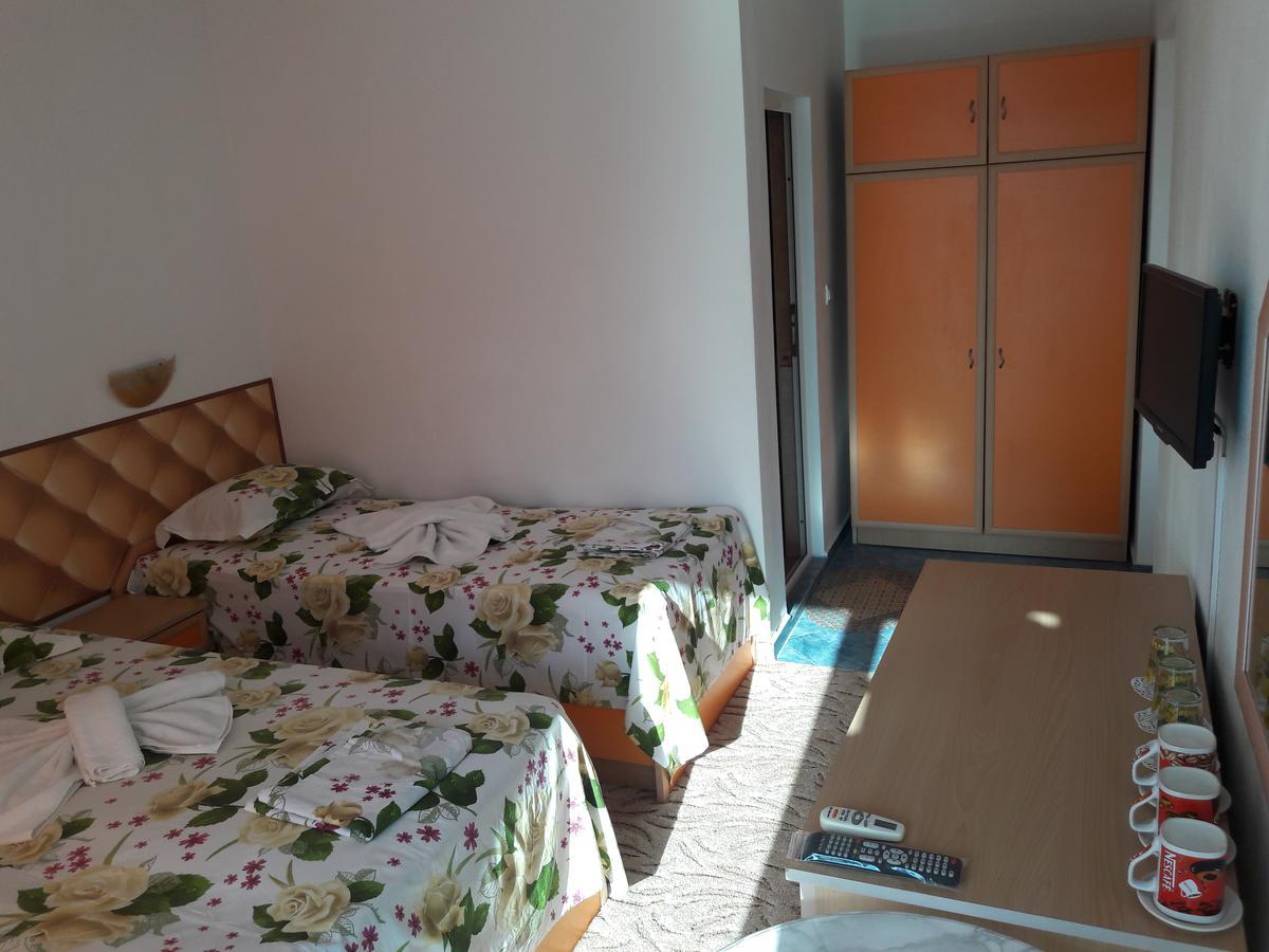 Sianie Guest House Ravda Kültér fotó