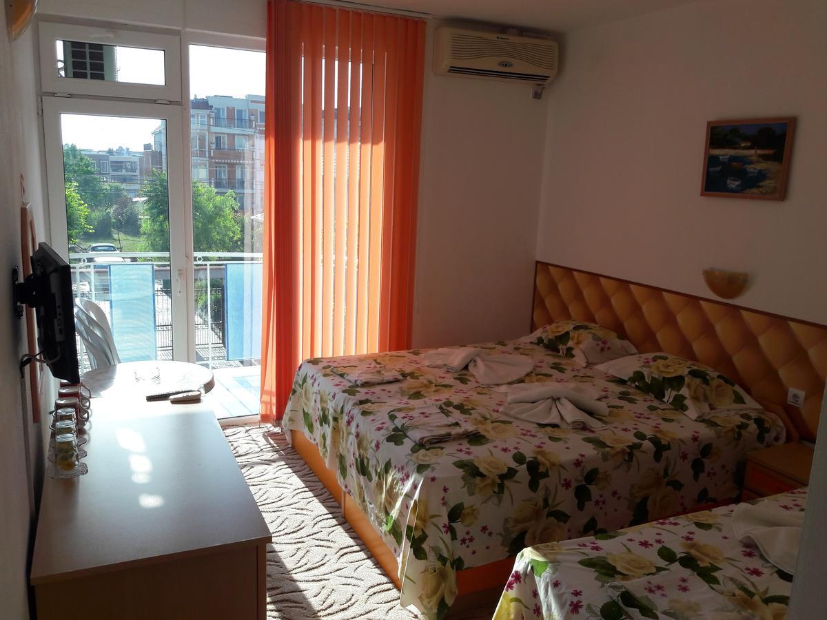 Sianie Guest House Ravda Kültér fotó