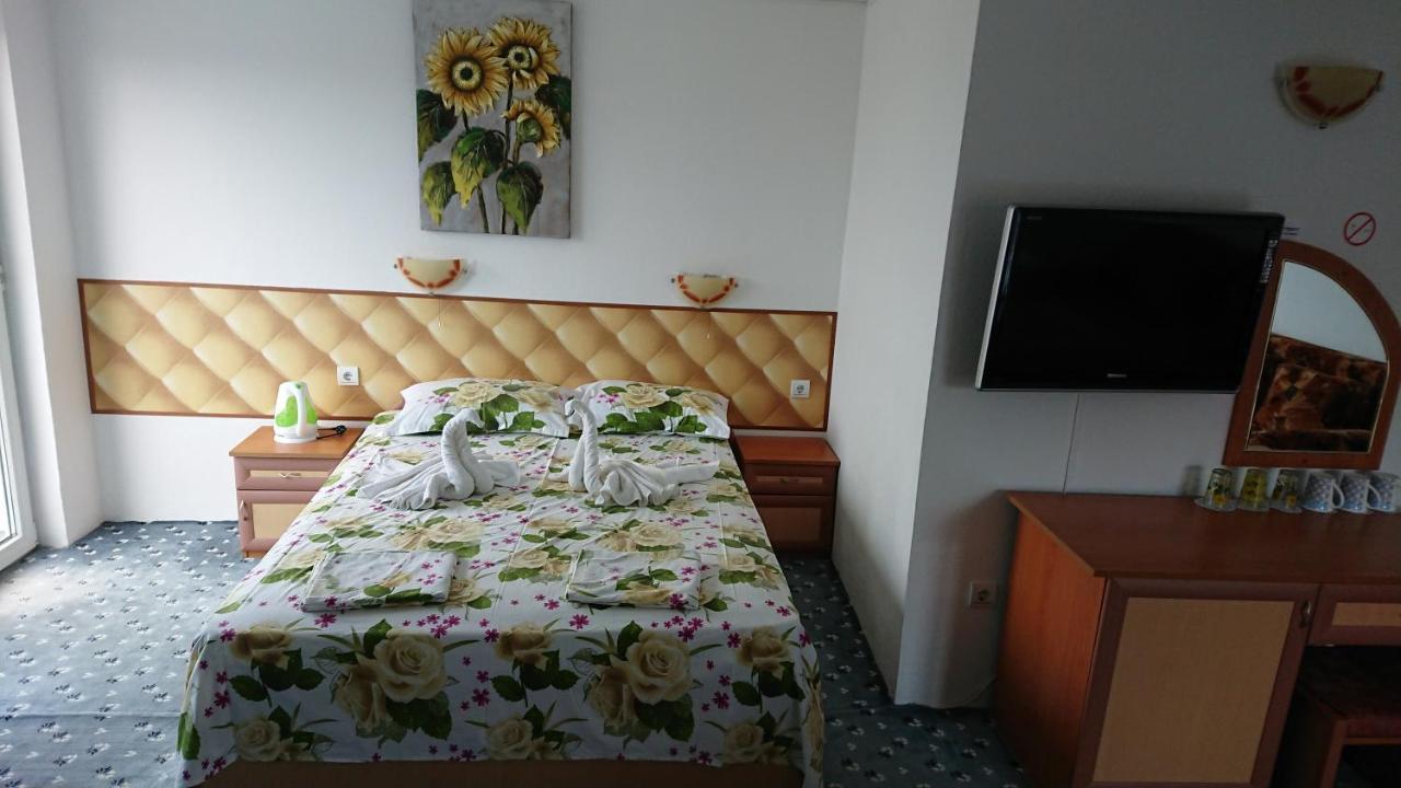 Sianie Guest House Ravda Kültér fotó